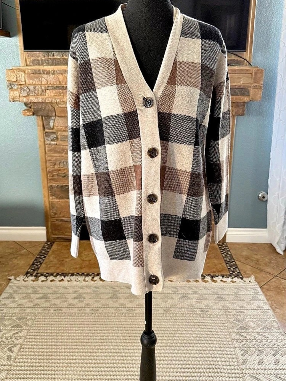 LOFT Plaid Cardigan in Brown & Black Size Medium Like New